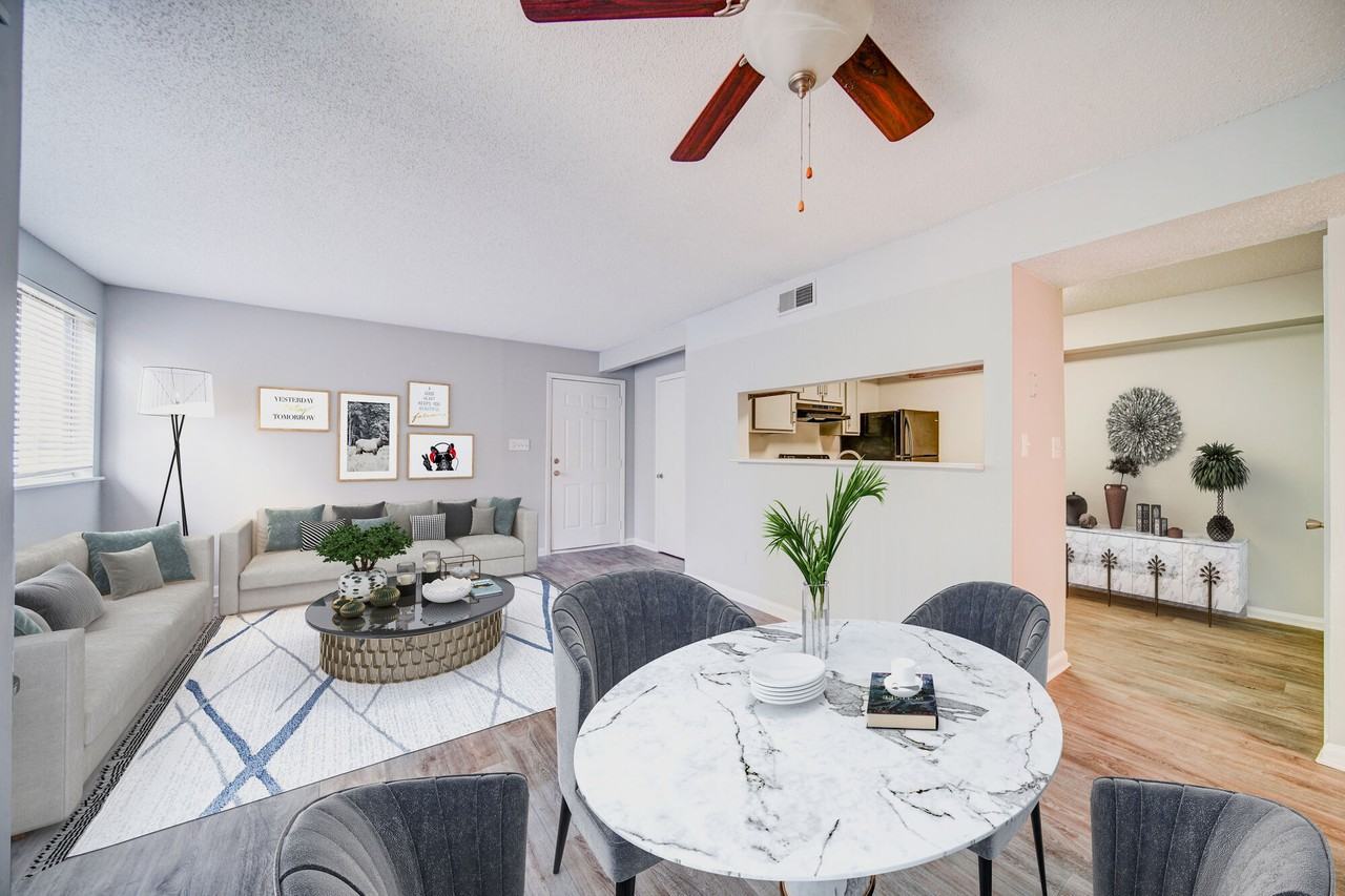 Foxcroft Apartments - Photo 4 of 20