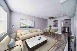 featured image of 1007 Pineland St