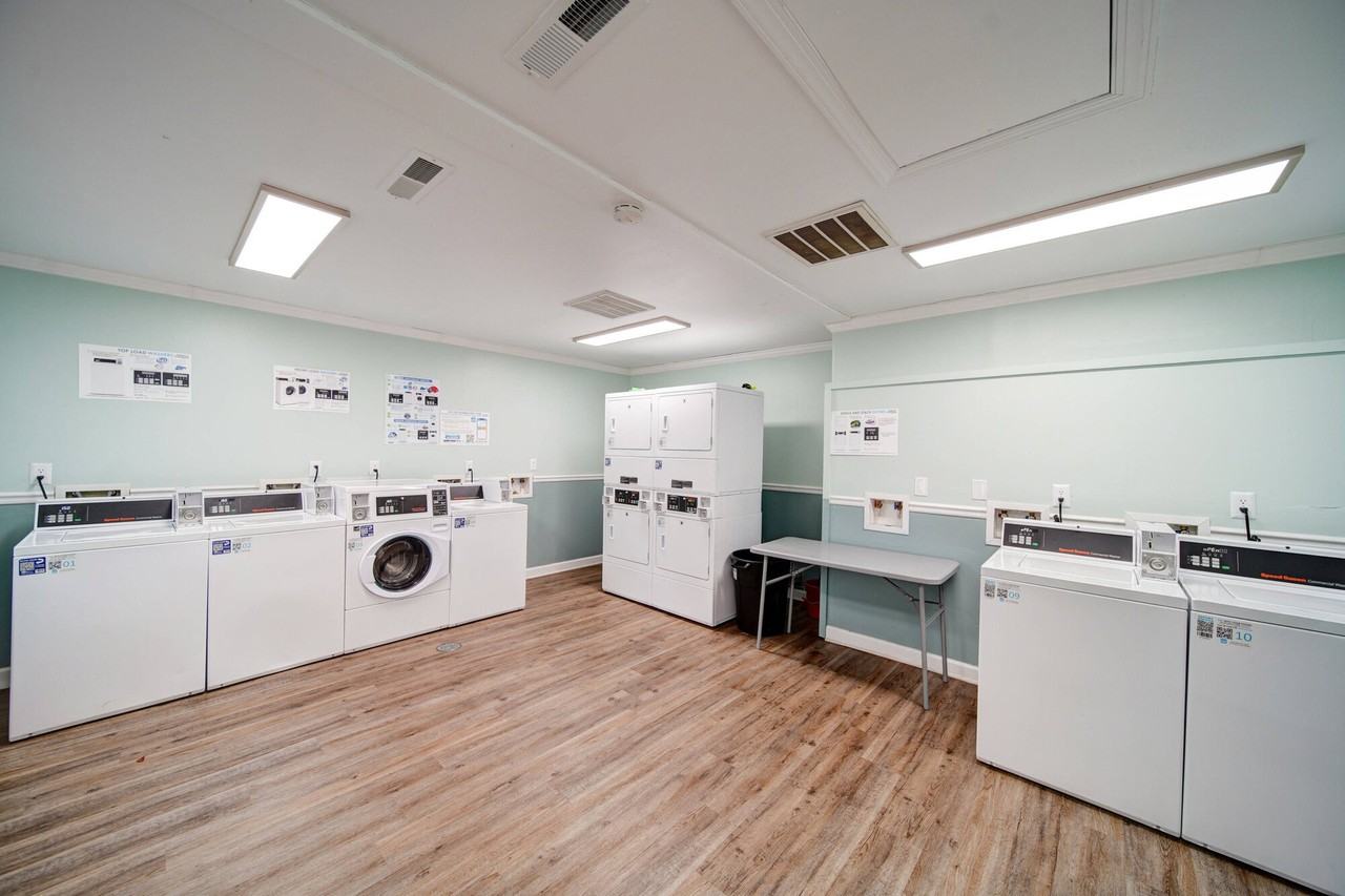 The Arbors - Photo 3 of 8