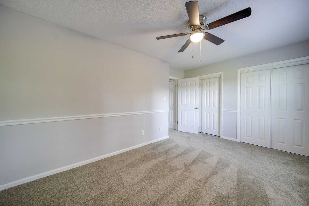 Village Square Apartments - Photo 7 of 10