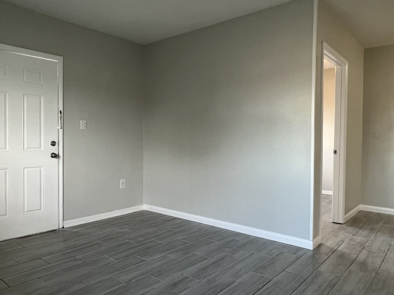 108 W Ball St #7 - Photo 2 of 14
