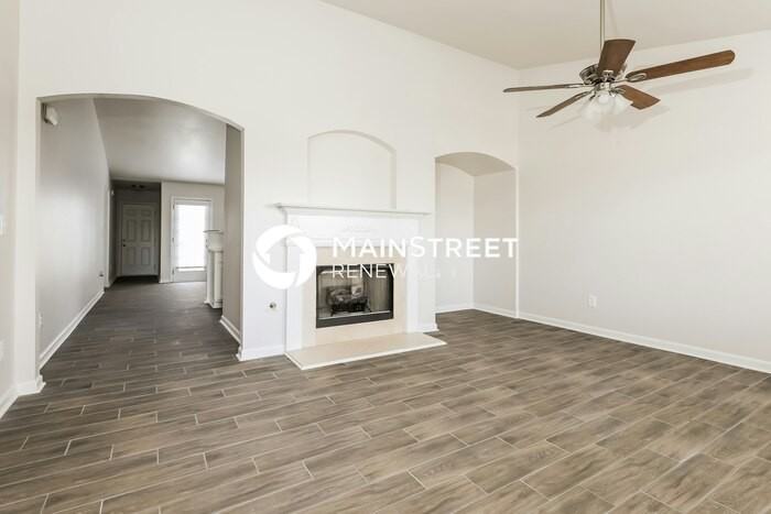 321 Fairdale Trce - Photo 3 of 16