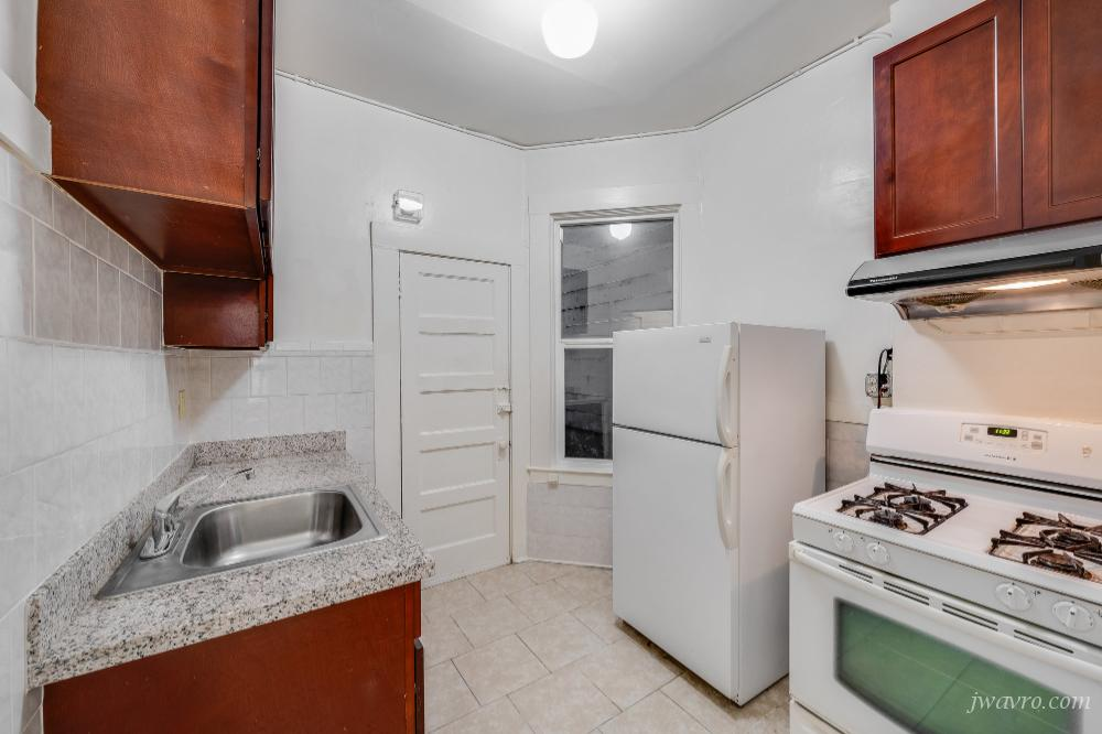 Hyde Street & Sutter Street - Photo 2 of 10