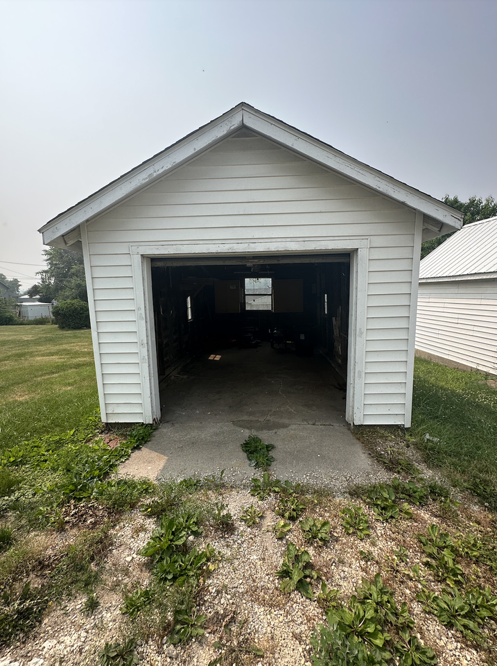 171 5th Ave #NA - Photo 3 of 15