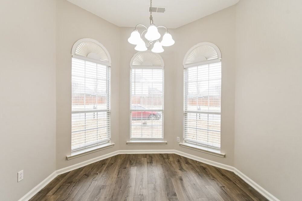 2752 Misty Valley Dr - Photo 6 of 17