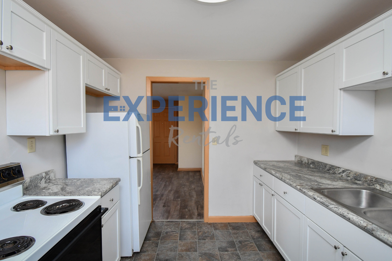 2204 S Jefferson Ave - Photo 6 of 50