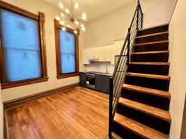 featured image of 319 N Pearl St