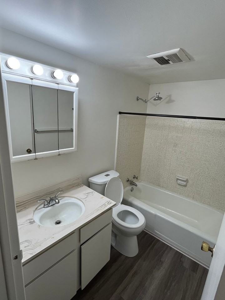 Victoria East Apartments - Photo 7 of 7