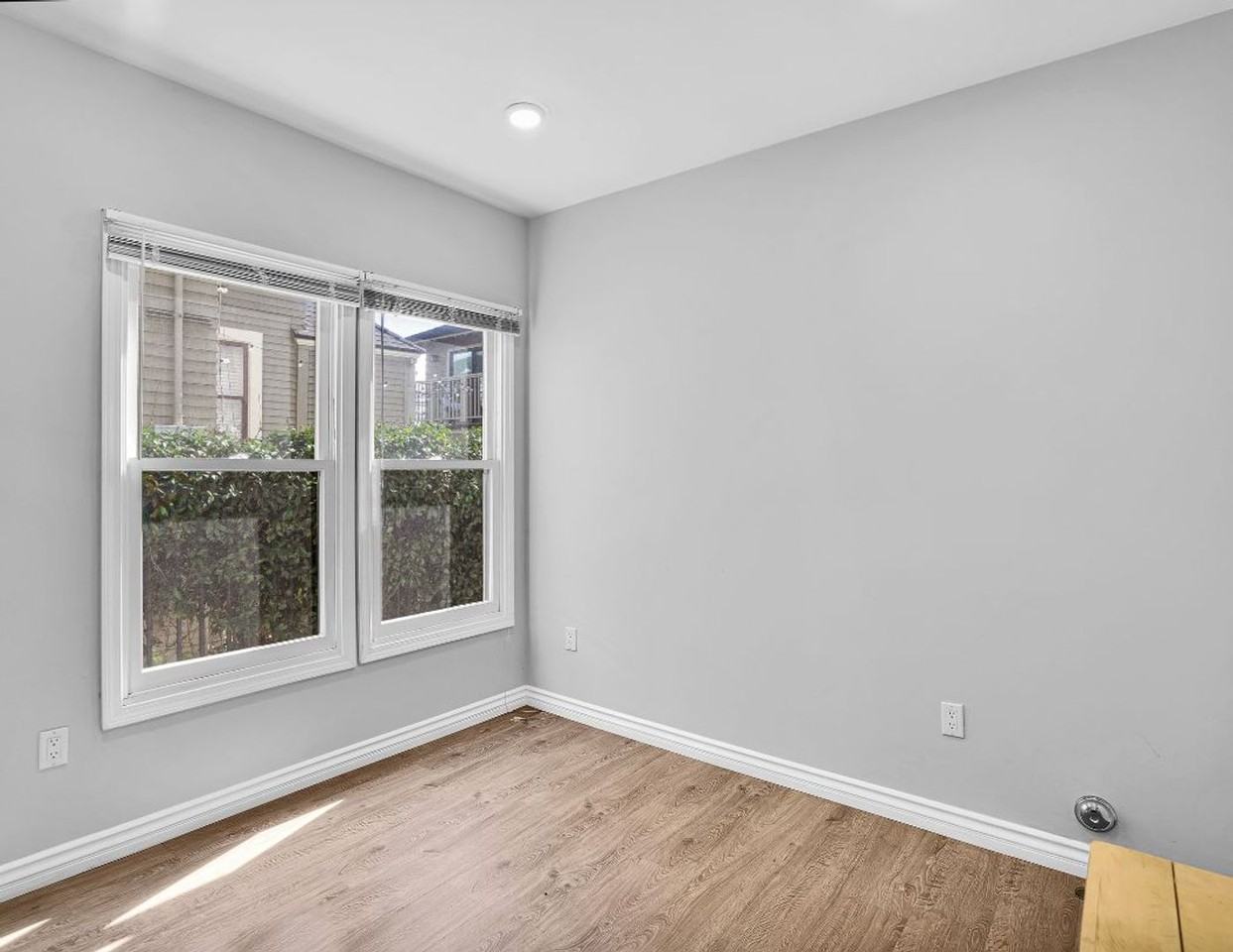 1166 W 29th St., LLC - Photo 4 of 26