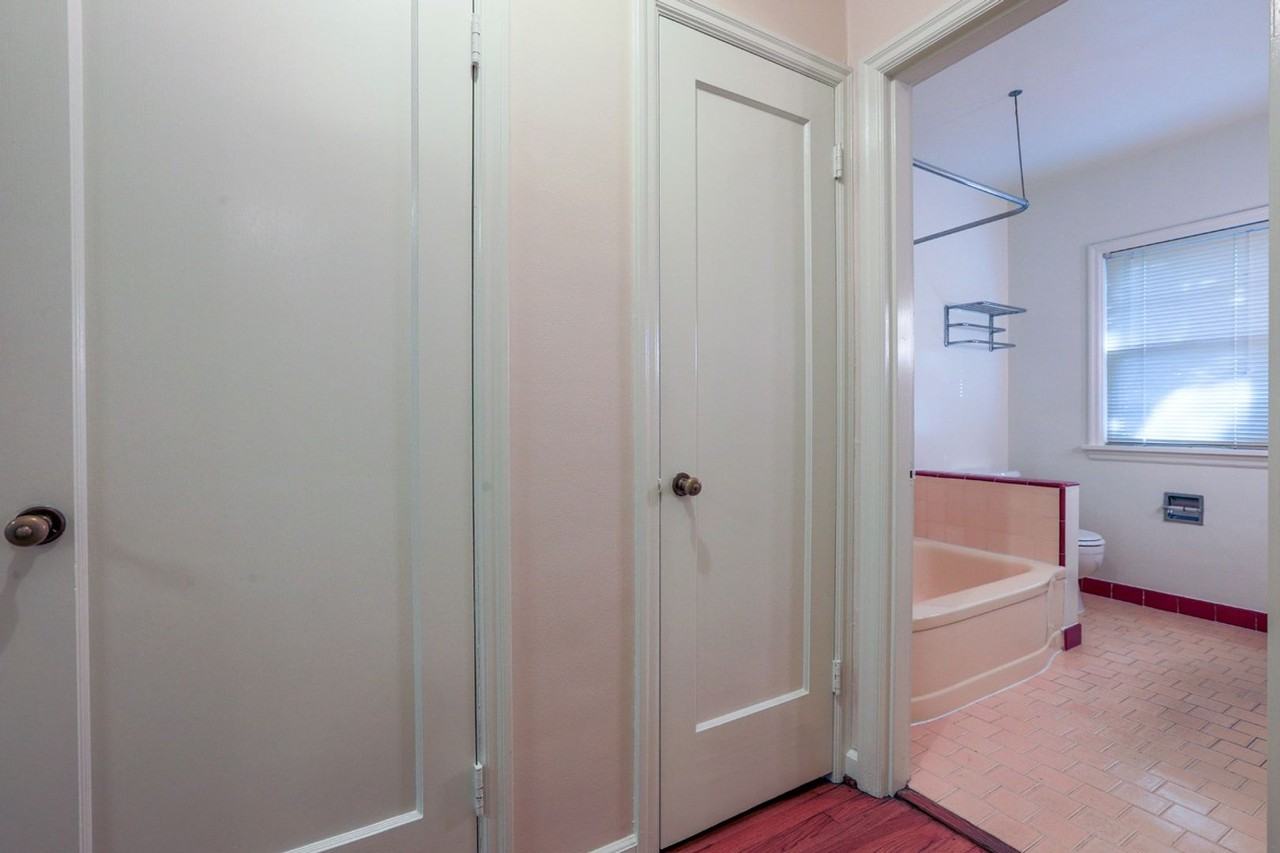 HOYT STREET APARTMENTS (CZOP05) - Photo 7 of 42