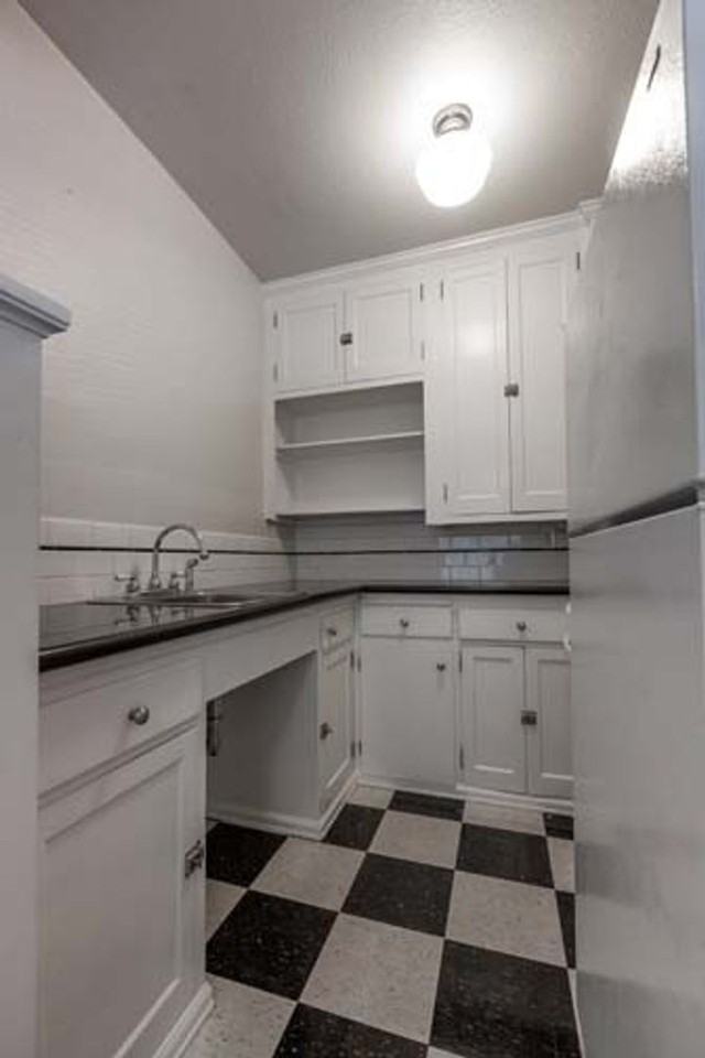 ELIZABETH APARTMENTS (ELIZ01) - Photo 7 of 42