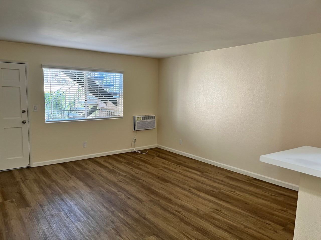 41st St Apartments located in the heart of San Diego - Photo 2 of 15