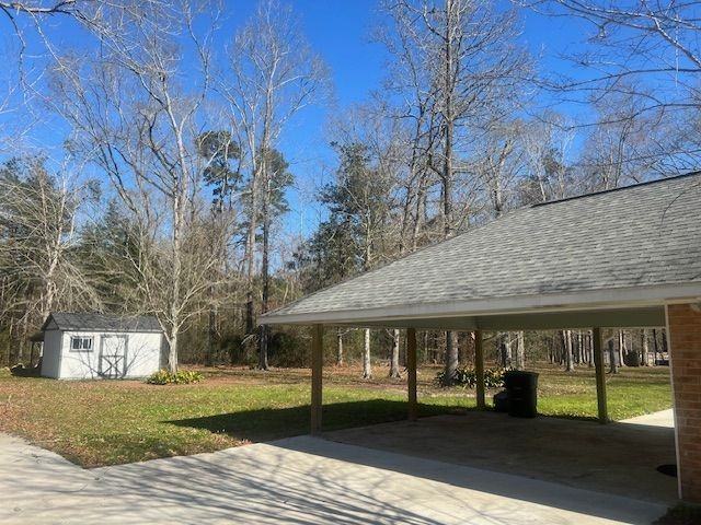 15725 Chanove Ave - Photo 2 of 15