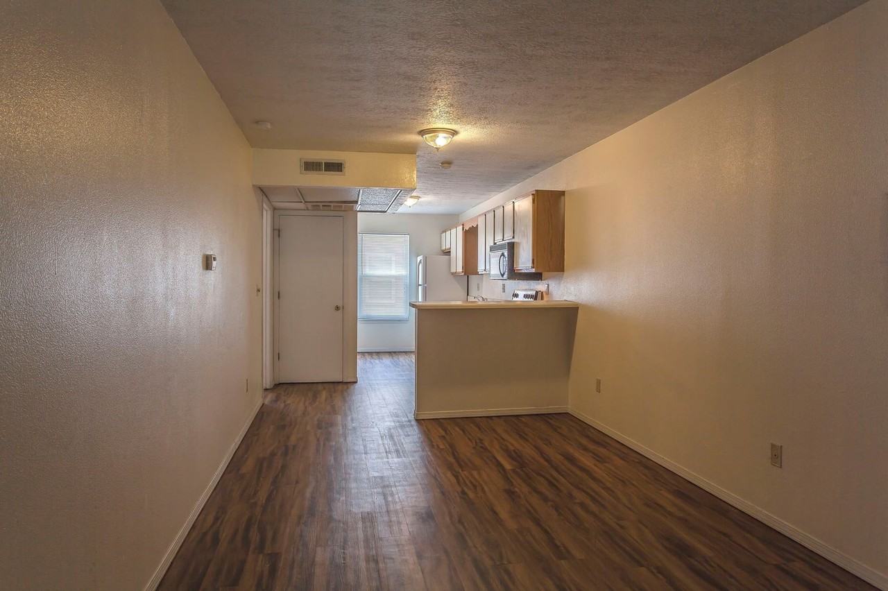 a1030wal - Photo 3 of 10