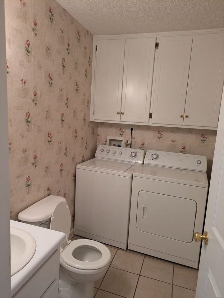 178 Woodmere Dr - Photo 6 of 15