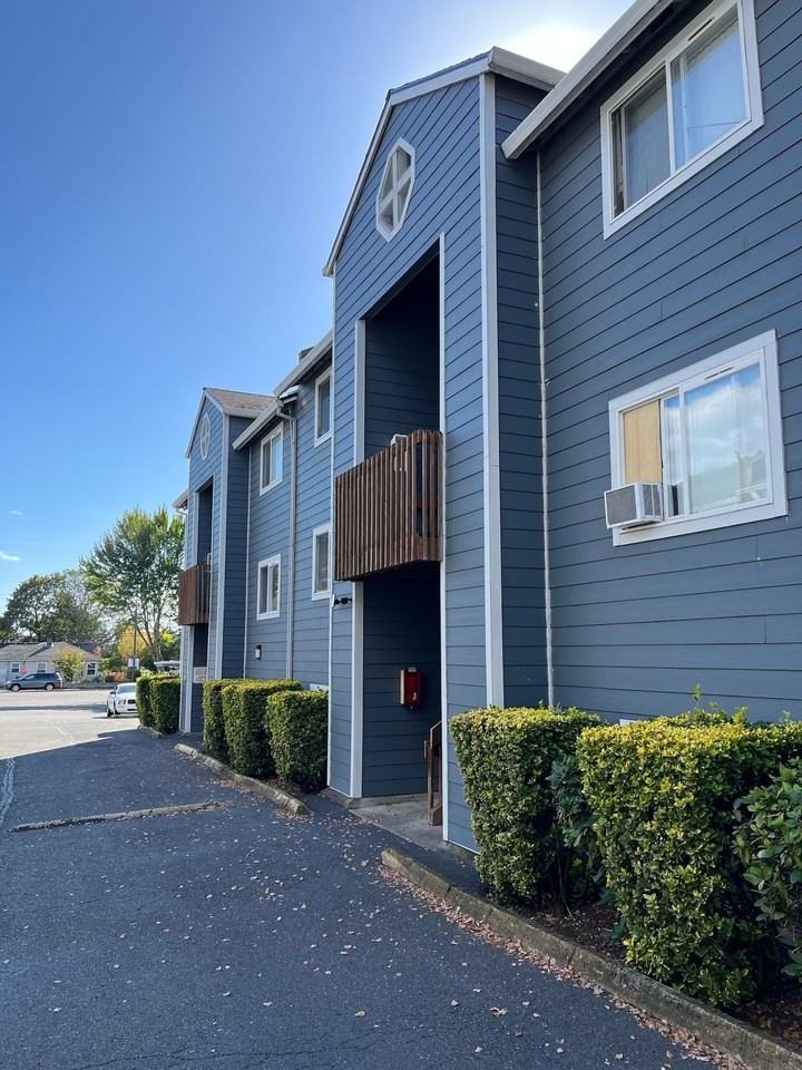 2000 E Mill Plain Blvd - Photo 7 of 46