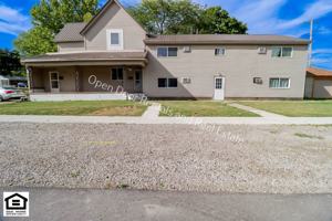featured image of 501 N Broadway St