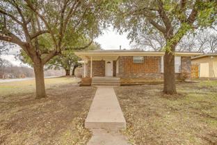 4605 Trail Lake Dr - Photo 1 of 1