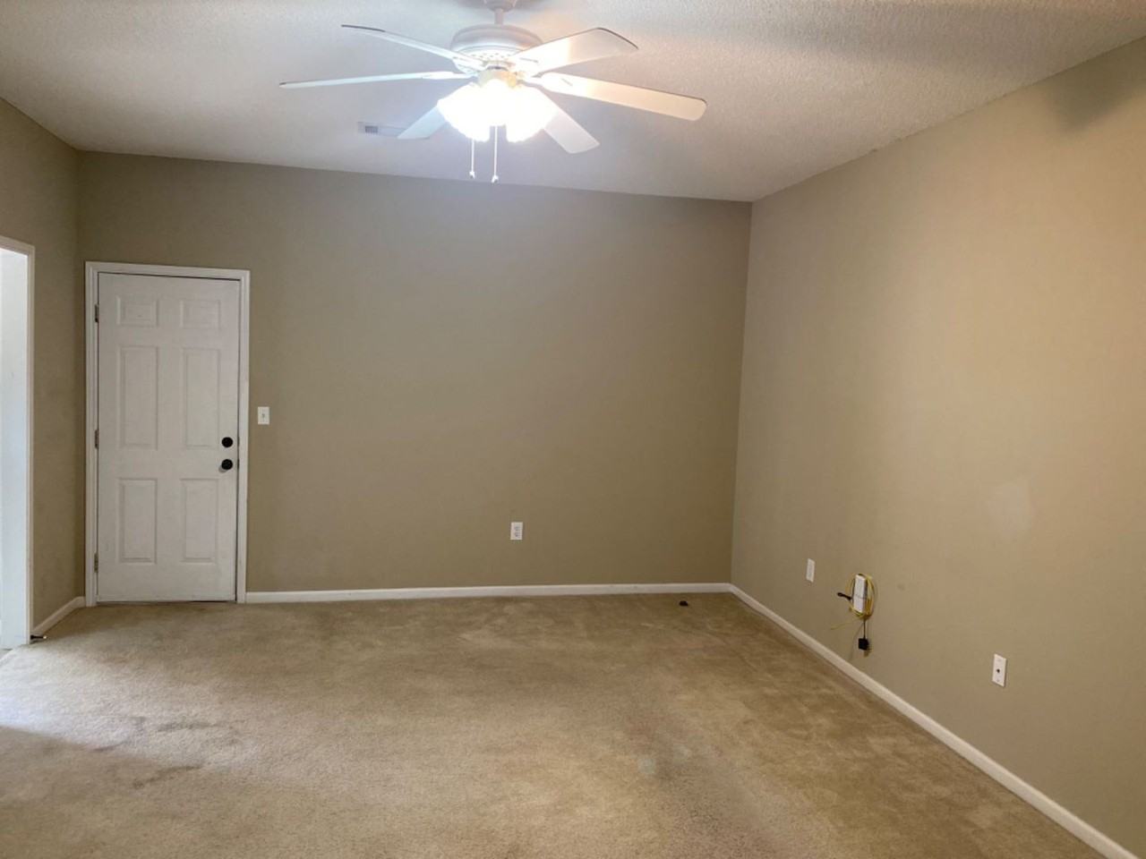 101 Pine Meadow Cir - Photo 3 of 8