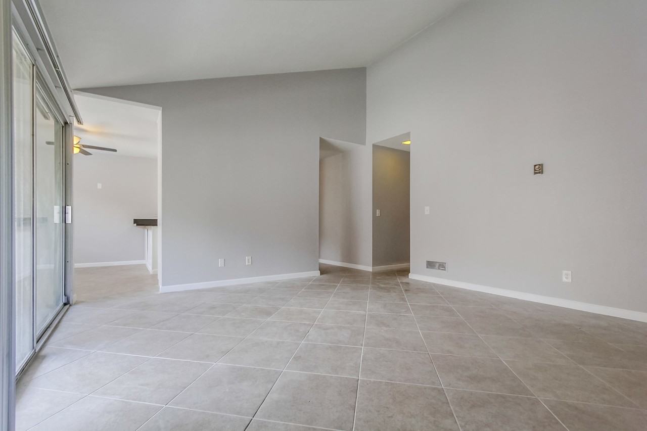 5503 Adobe Falls Rd - Photo 6 of 23