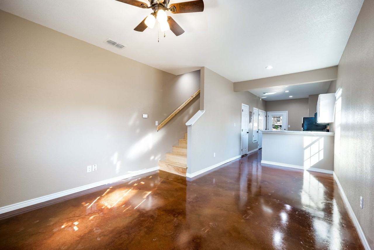 1115 N Paddock St #101 - Photo 2 of 10