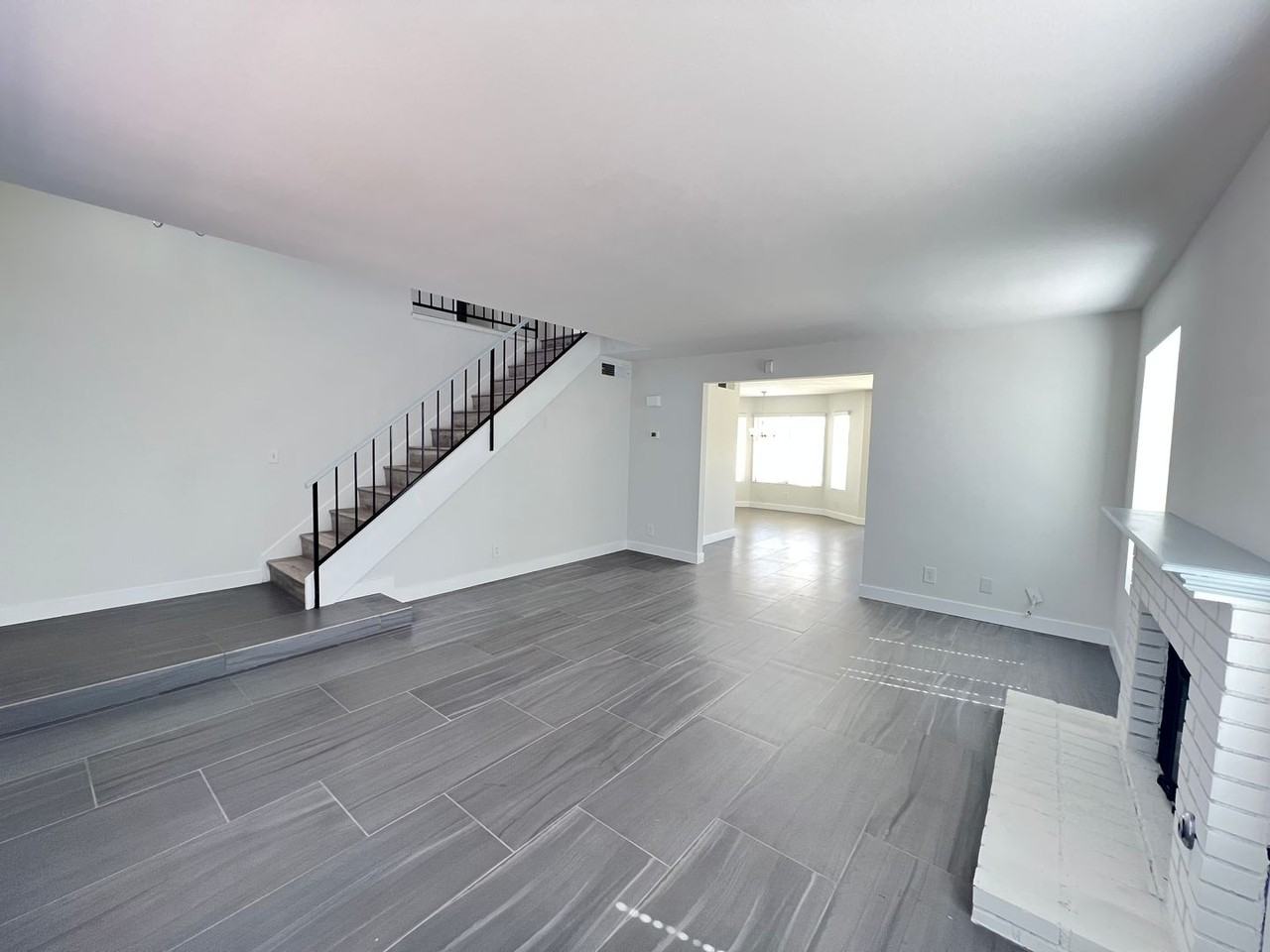 118 Elegante Way - Photo 3 of 30