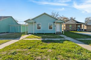 featured image of 925 4th Ave N