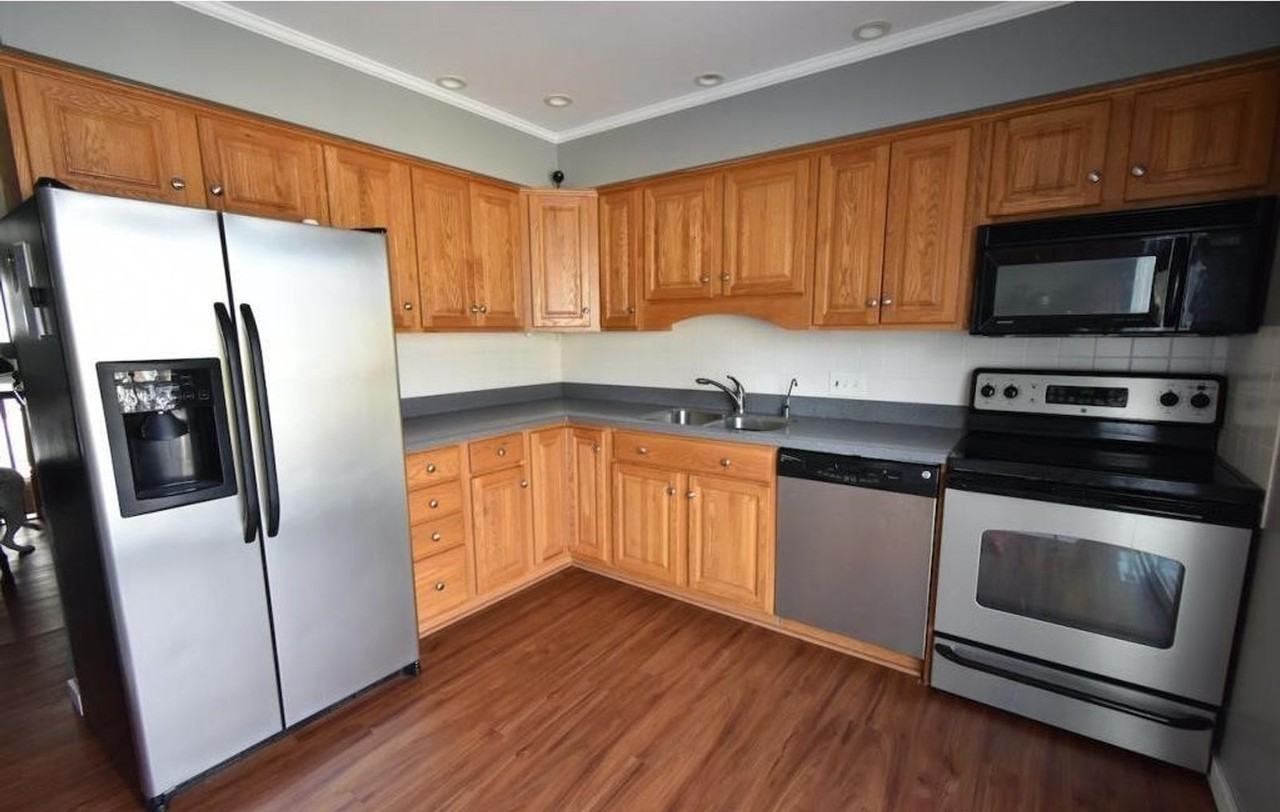 7331 W Franklin Ave - Photo 5 of 17