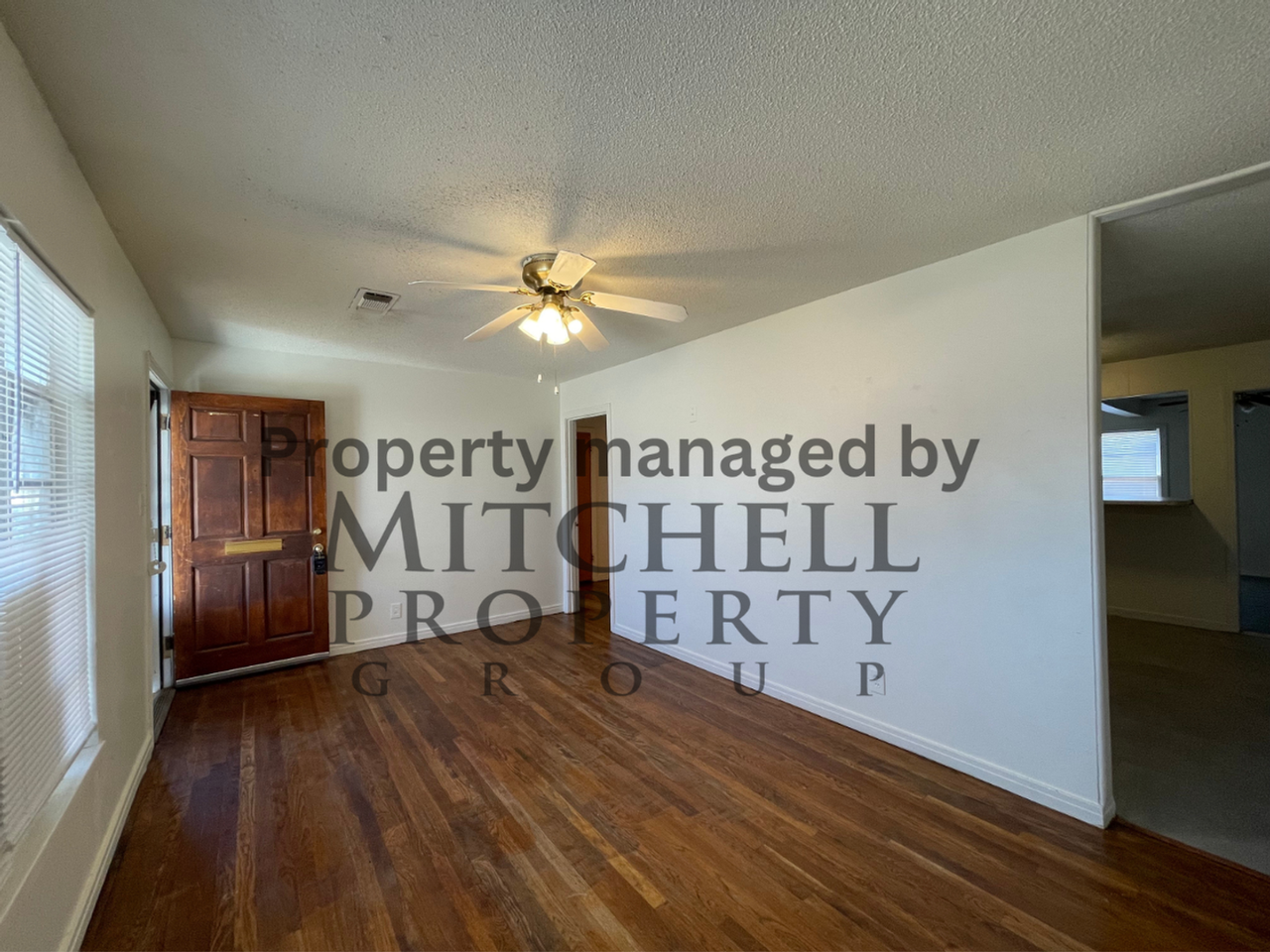 2606 Ne 20th Ave - Photo 2 of 9