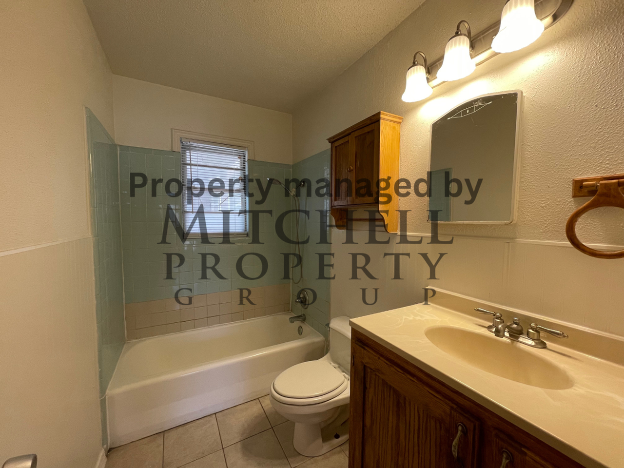 2606 Ne 20th Ave - Photo 6 of 9