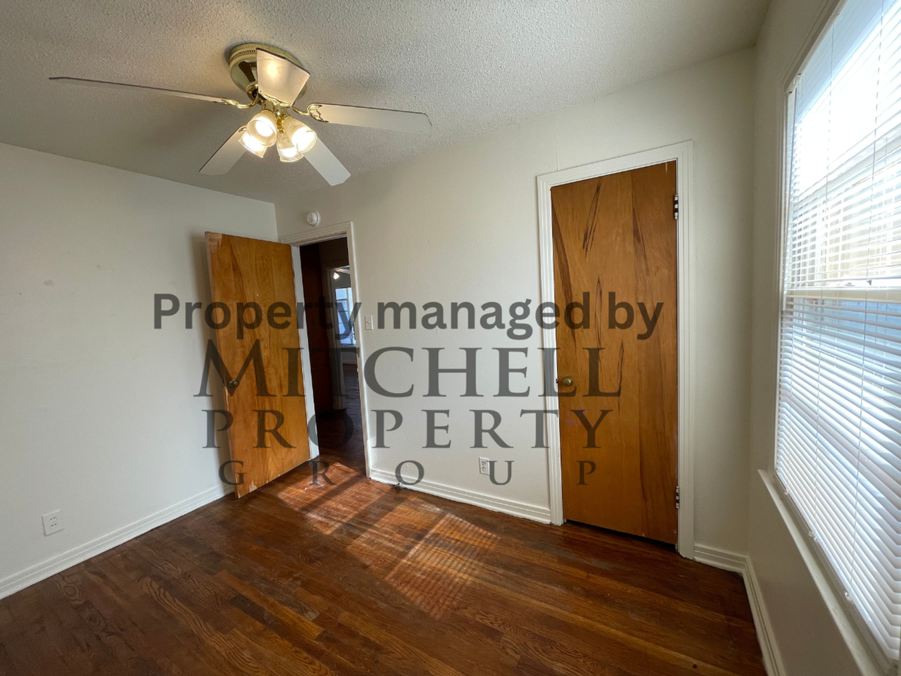 2606 Ne 20th Ave - Photo 7 of 9