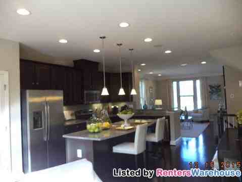 2609 Fiat Dr - Photo 2 of 14