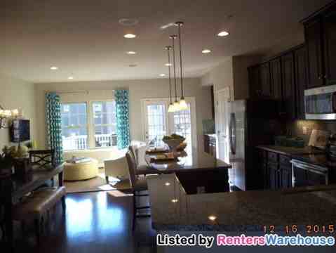 2609 Fiat Dr - Photo 3 of 14