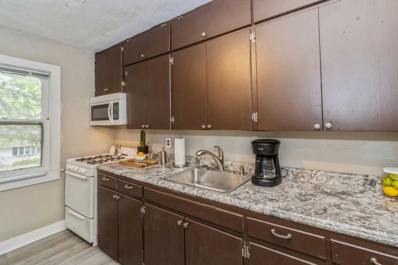 800 Kimball Rd - Photo 3 of 20