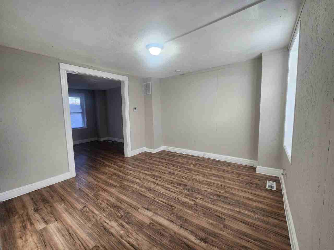 3735 Manchester Ave - Photo 3 of 11