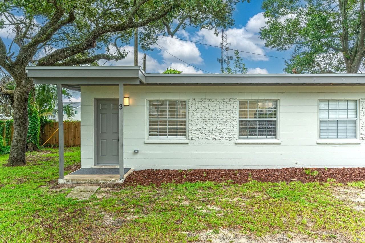 718 Eglin Pkwy Ne #3 - Photo 2 of 18