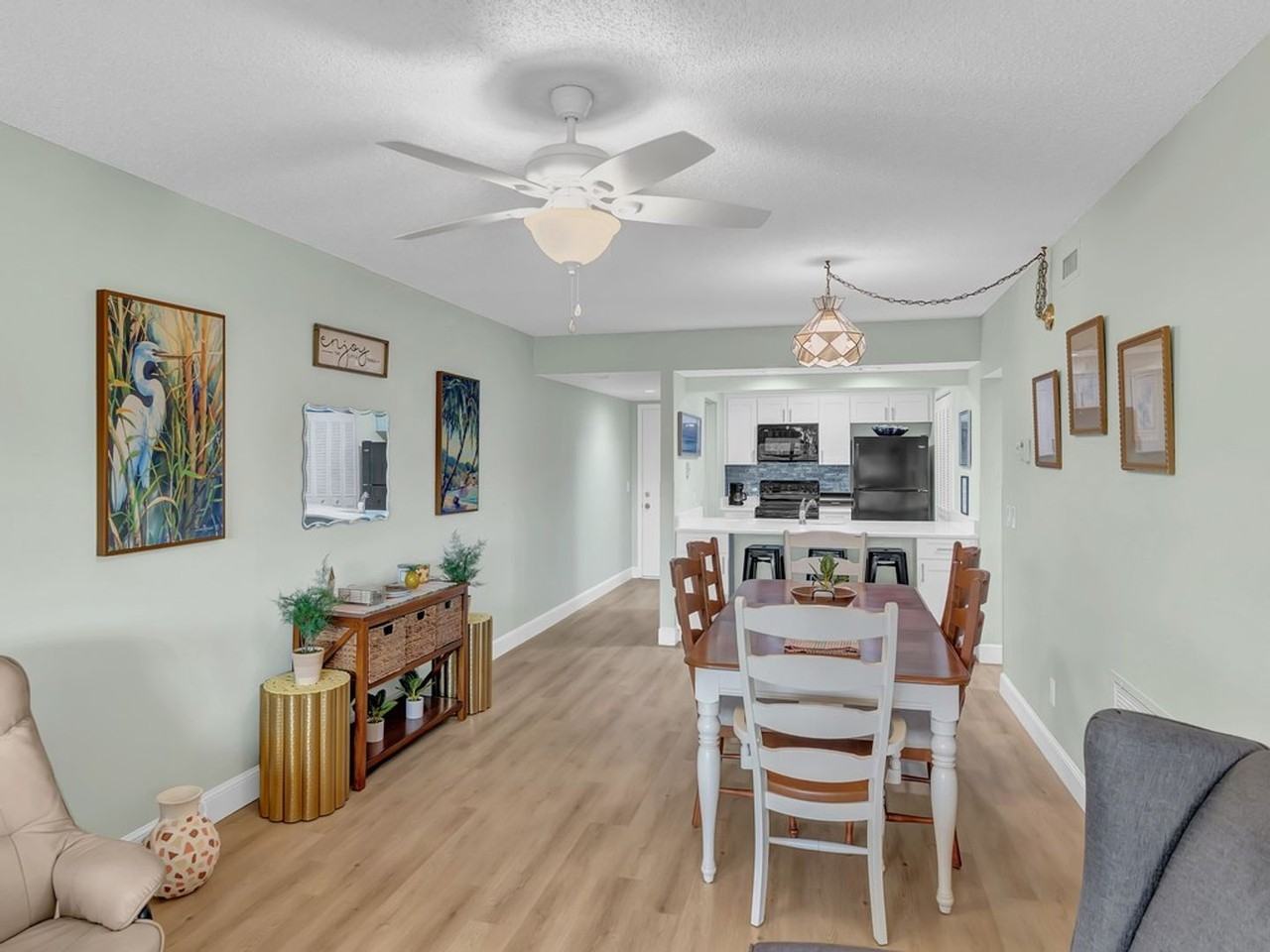 28 Plantation Dr - Photo 6 of 50