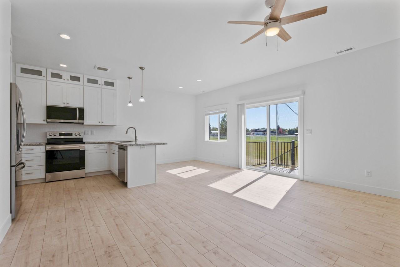 1104 Home Run Ave - Photo 3 of 50