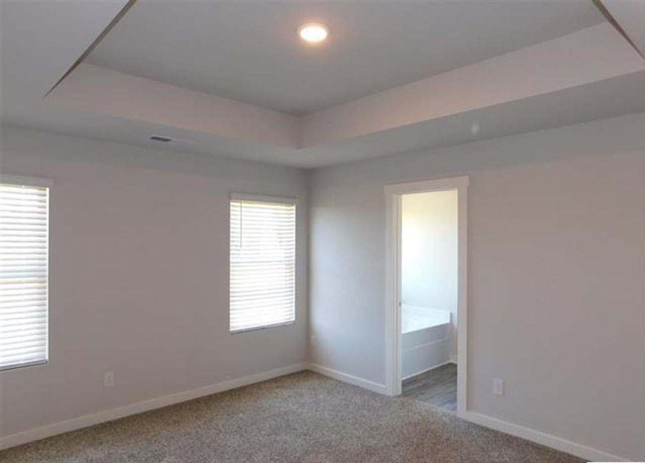 5738 Cheshire Cove Cir - Photo 4 of 10