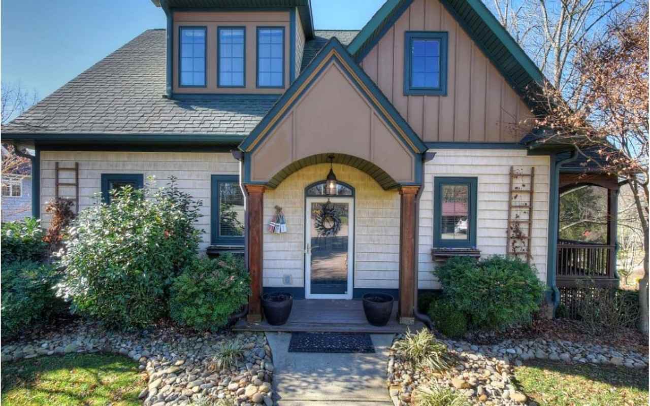 121 Lake Haven Dr - Photo 6 of 34