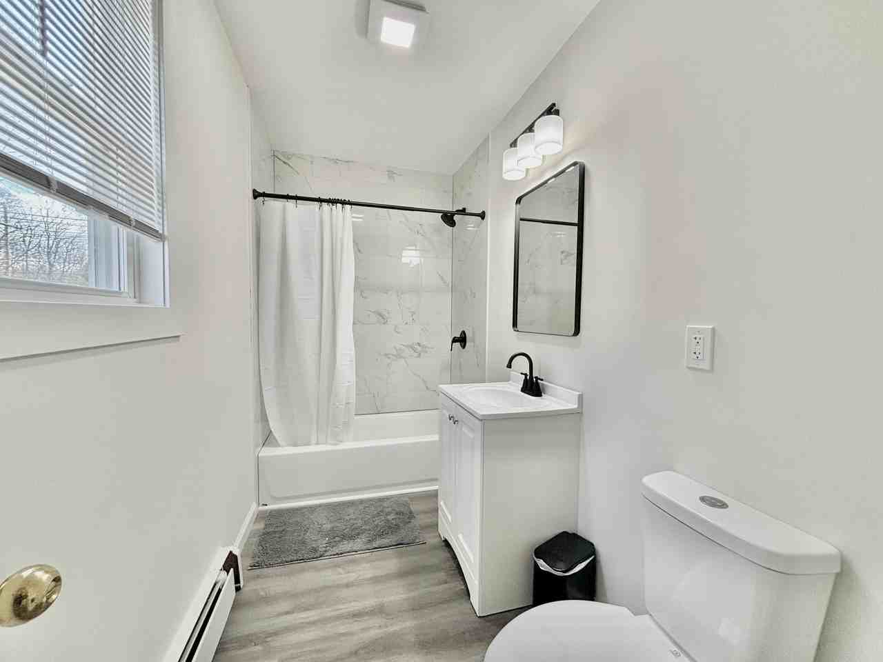 The Lodge on Benham - Photo 2 of 4