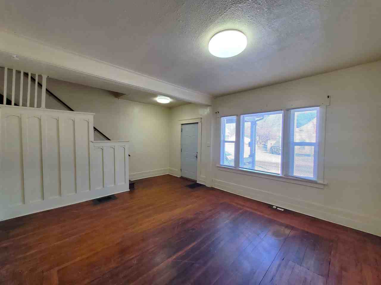 418 Sunnyside Avenue - Photo 2 of 12