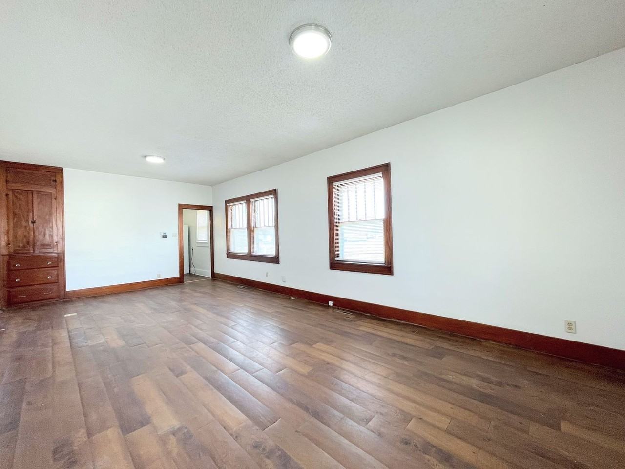 111 E 9th Ave - Photo 2 of 14