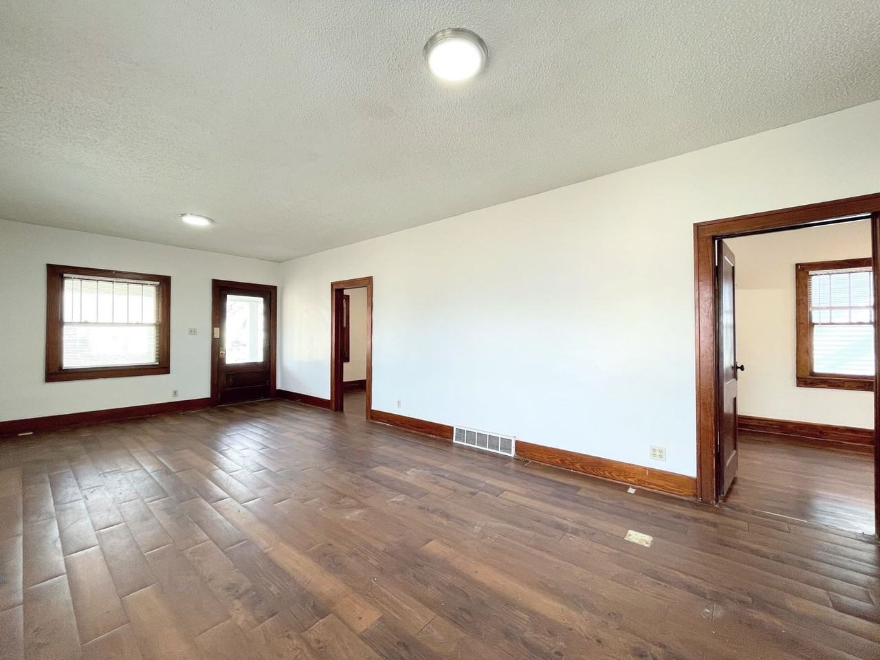 111 E 9th Ave - Photo 3 of 14