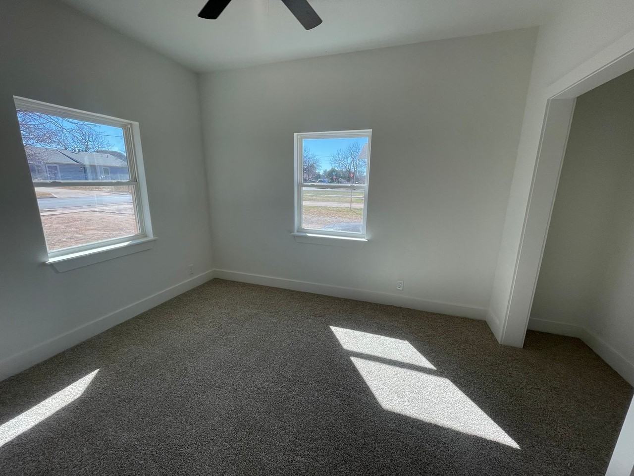 1918 Swenson St - Photo 2 of 14