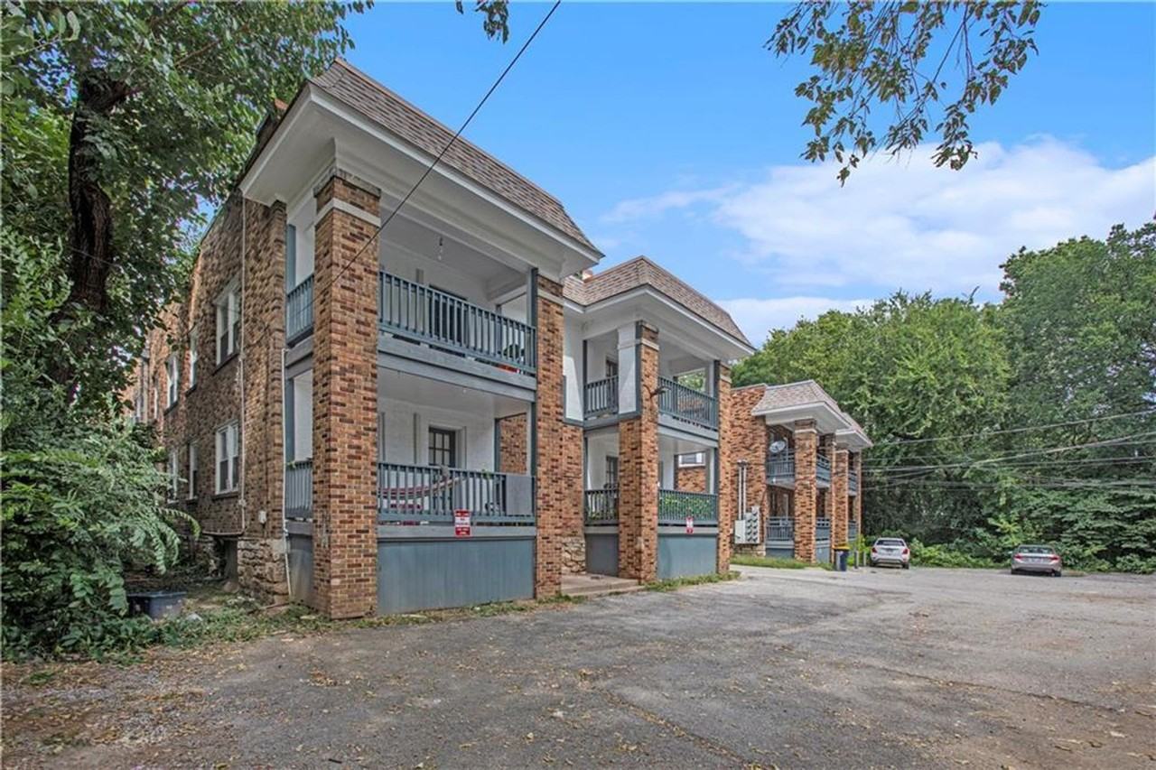 MANORSOUTH - Photo 3 of 10