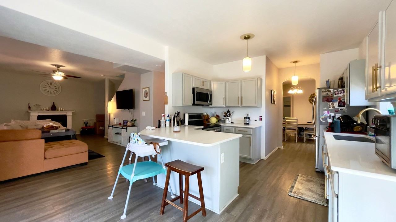 7717 Dry Willow Way - Photo 7 of 30