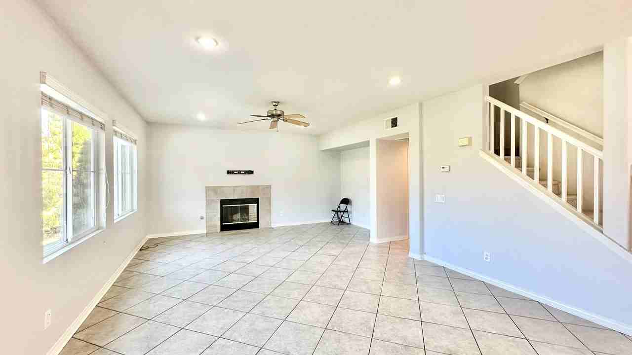 705 Wala Dr - Photo 5 of 40