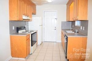 featured image of 1726 18th Ave Ne