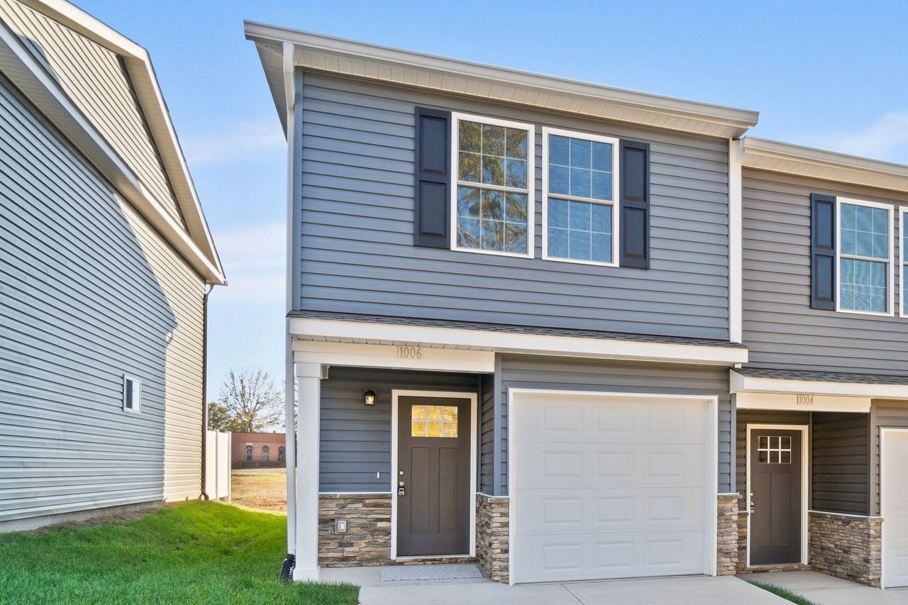 1004 10th St Ne - Photo 2 of 21